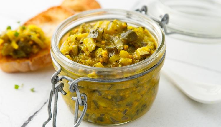 12 Receitas de Relish de Pepino Que Deixarão Qualquer Lanche Melhor