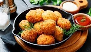 14 Receitas de Bolinho de Batata Recheado COM Propostas Que São Sucesso Em Qualquer Festa