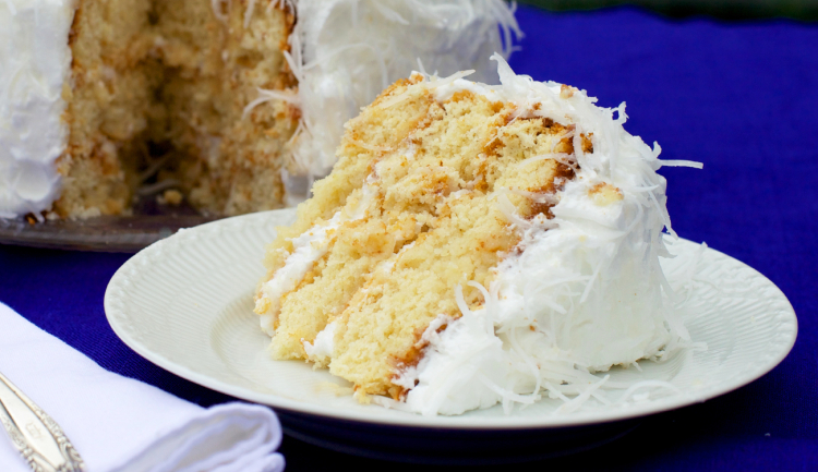 15 Receitas de Cobertura para Bolo de Coco Que Vai Deixar Sua Sobremesa Irresistível!