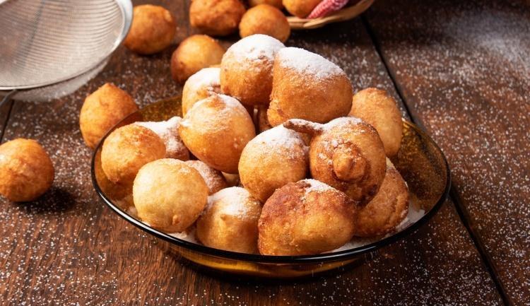 13 Receitas de Bolinho de Chuva Sem Leite + Sugestões Perfeitas para Todos os Momentos