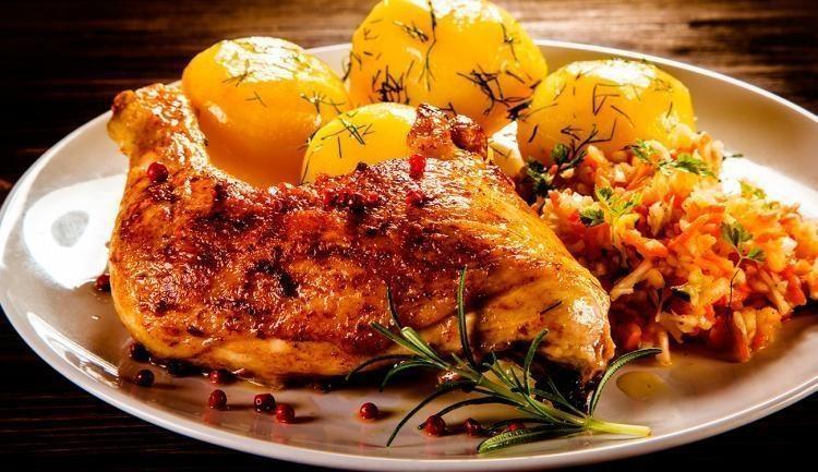 20 Receitas de Frango Assado no Forno Com Diversas Opções Suculentas e Super Fáceis