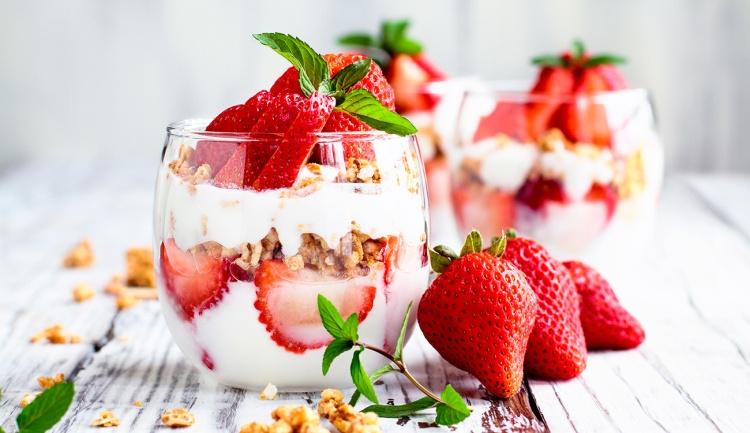 13 Receitas de Parfait para Começar o Dia Bem