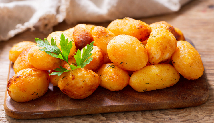 11 Receitas de Batata Corada de Diversas Maneiras Deliciosas para o Almoço