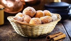 9 Receitas de Bolinho de Chuva de Cenoura &amp; Super Propostas para Todos Os Gostos