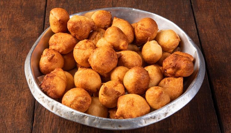 11 Receitas de Bolinho Frito de Trigo E Outras Receitinhas Fáceis E Econômicas para o Fim do Mês