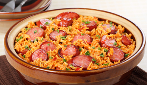 17 Receitas de Arroz Com Linguiça: Versões Impressionantes E Muito Saborosas